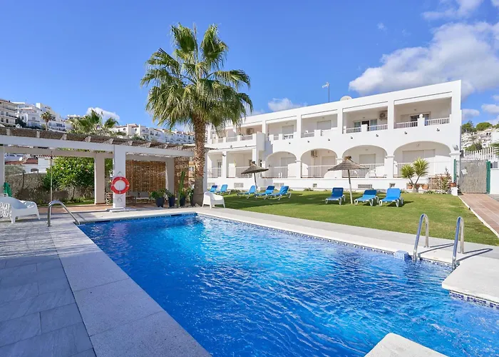 Apto 3 Almoraide Apartahotel 3*