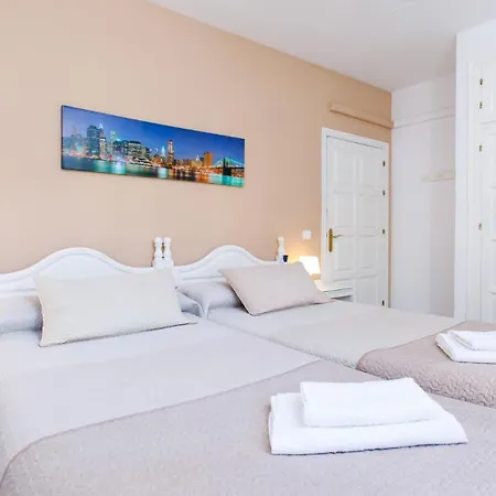 Апарт-готель Apto 3 Almoraide 3*